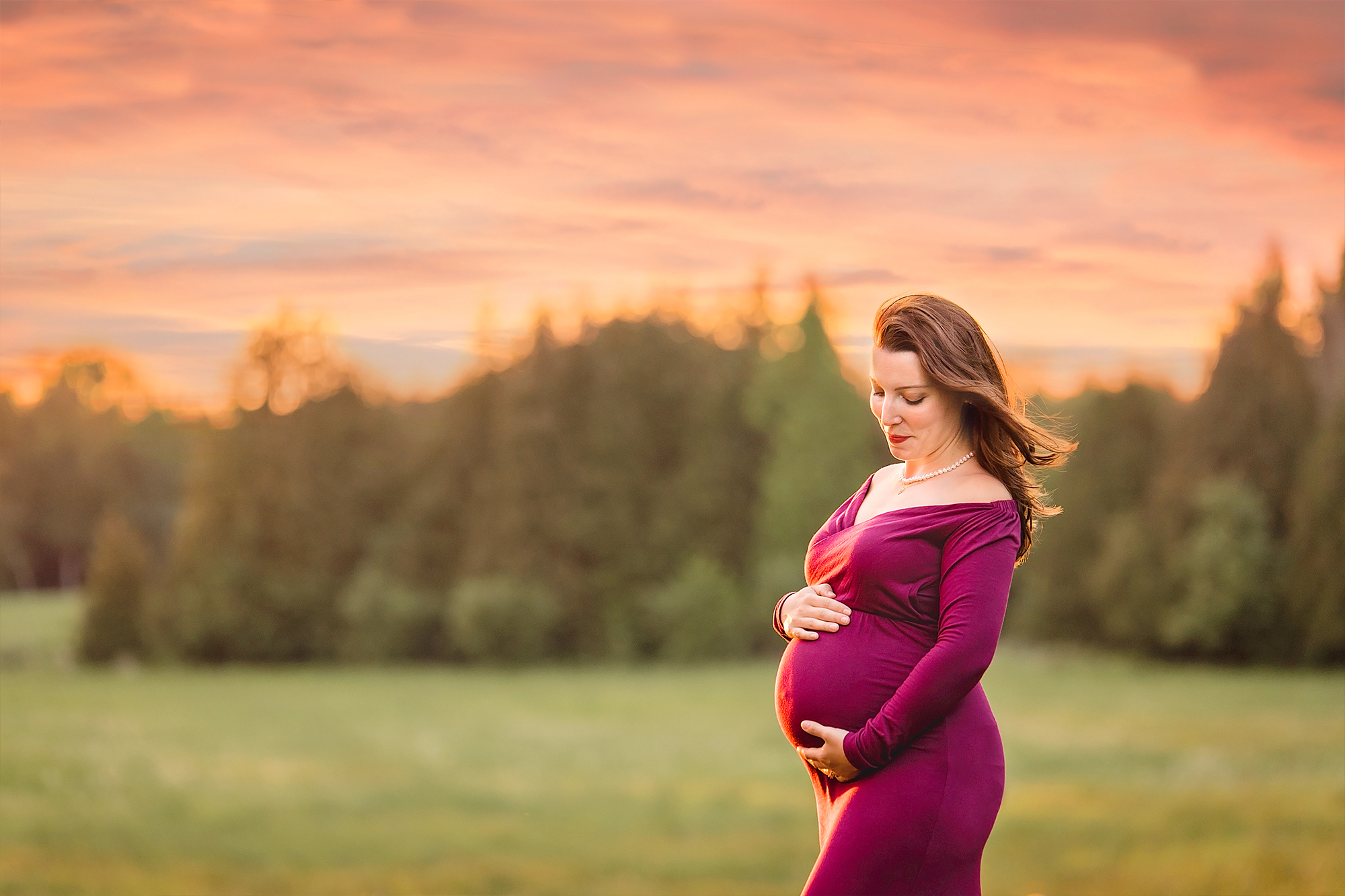 Maternity-Photographer-gown