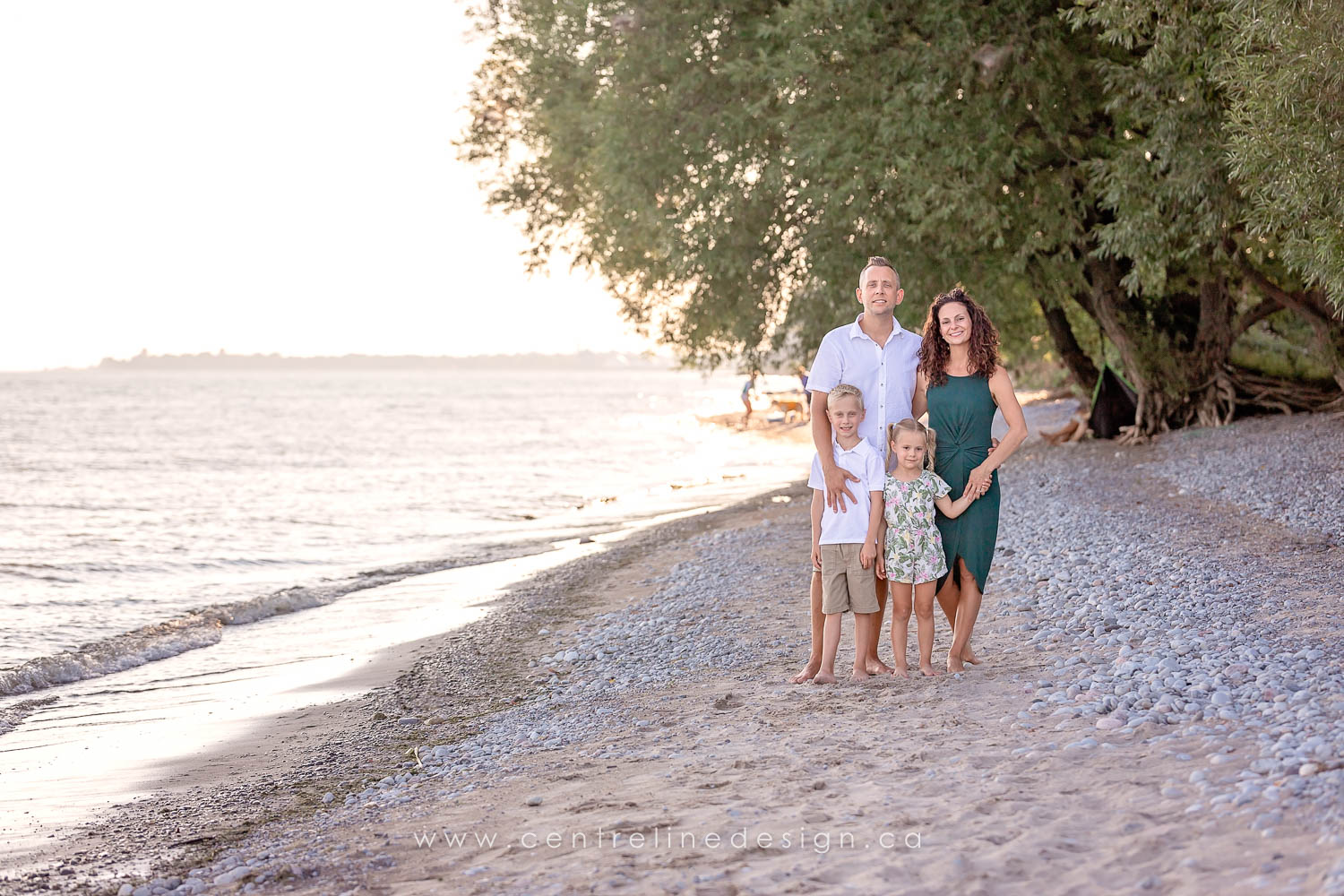 WEB-Amanda-BeachFamily2022-34