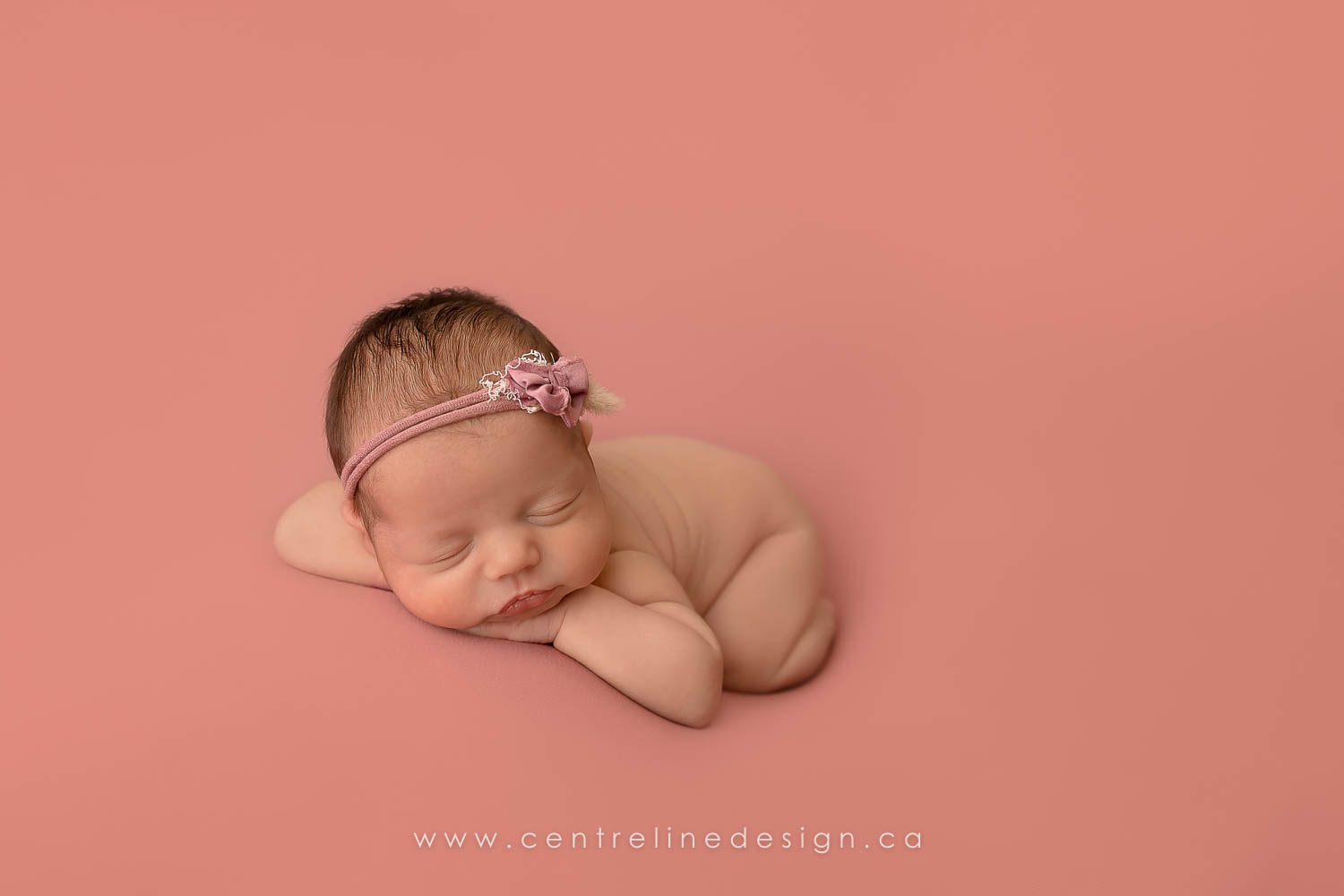 WEB-Holly-NewbornSession-2